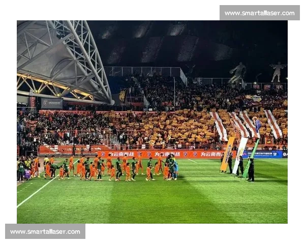 全球足球转会风云再起 各大豪门争夺顶级球员引发热议